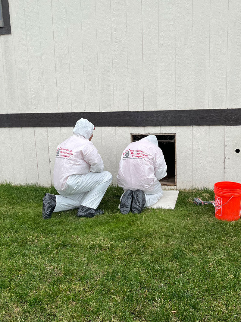 abou-compay-left-image